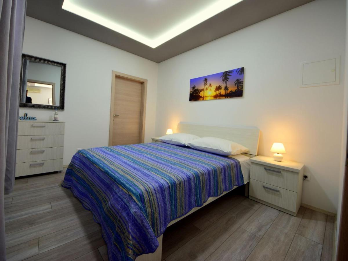 Apartment Niko 2 Duće Buitenkant foto